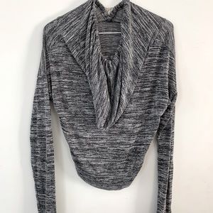 Abercrombie & Fitch Cropped Hoodie